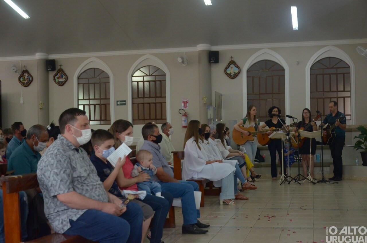 31ª romaria reúne fiéis no bairro Jardim Primavera