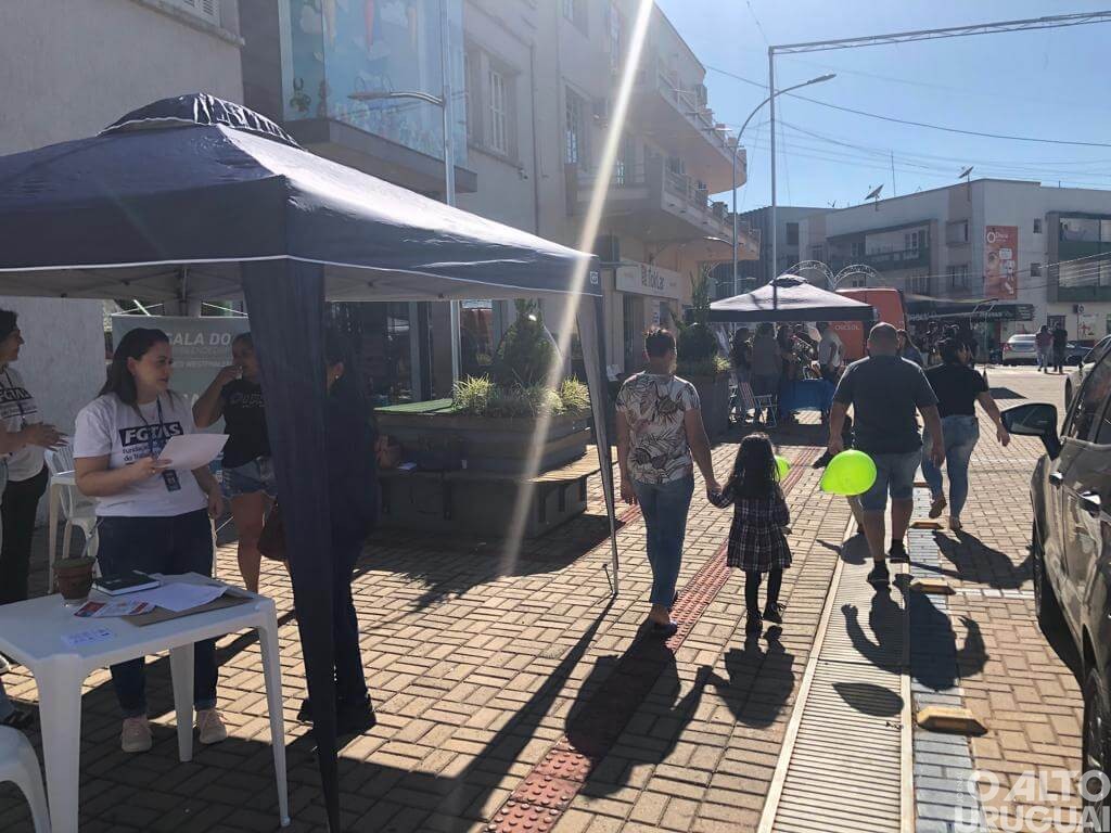 1º Feirão de Crédito e Empregos acontece até a tarde deste sábado em FW