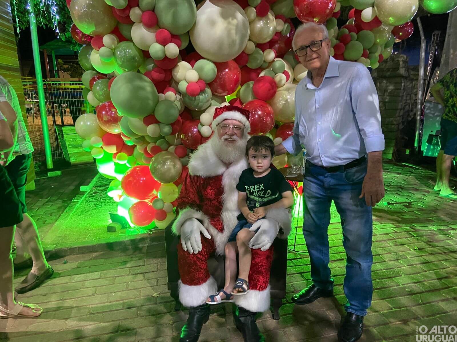 Palmitinho realizada abertura oficial do Natal