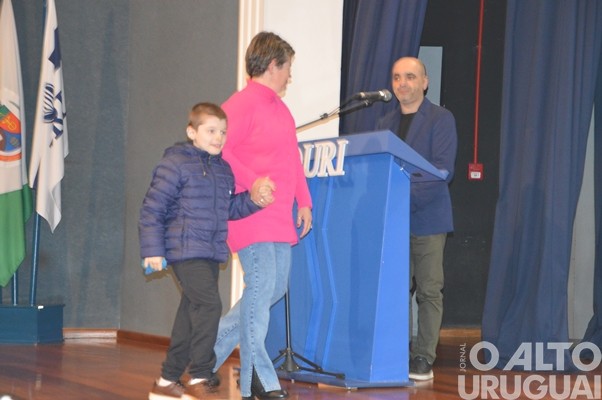 Seminário sobre o Autismo reúne mais de 300 pessoas em FW