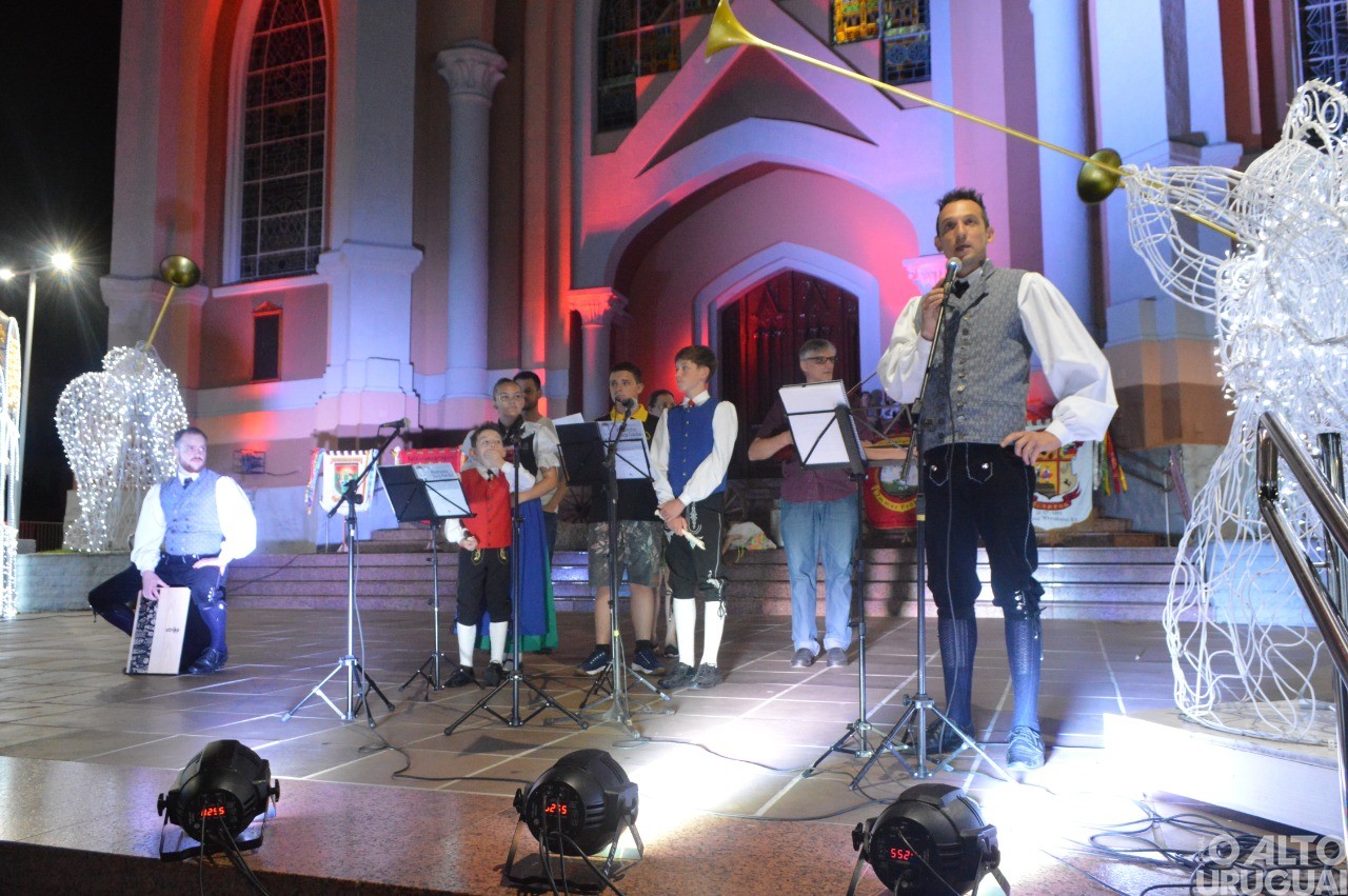 Centro Cultural 25 de Julho realiza Marcha dos Archotes