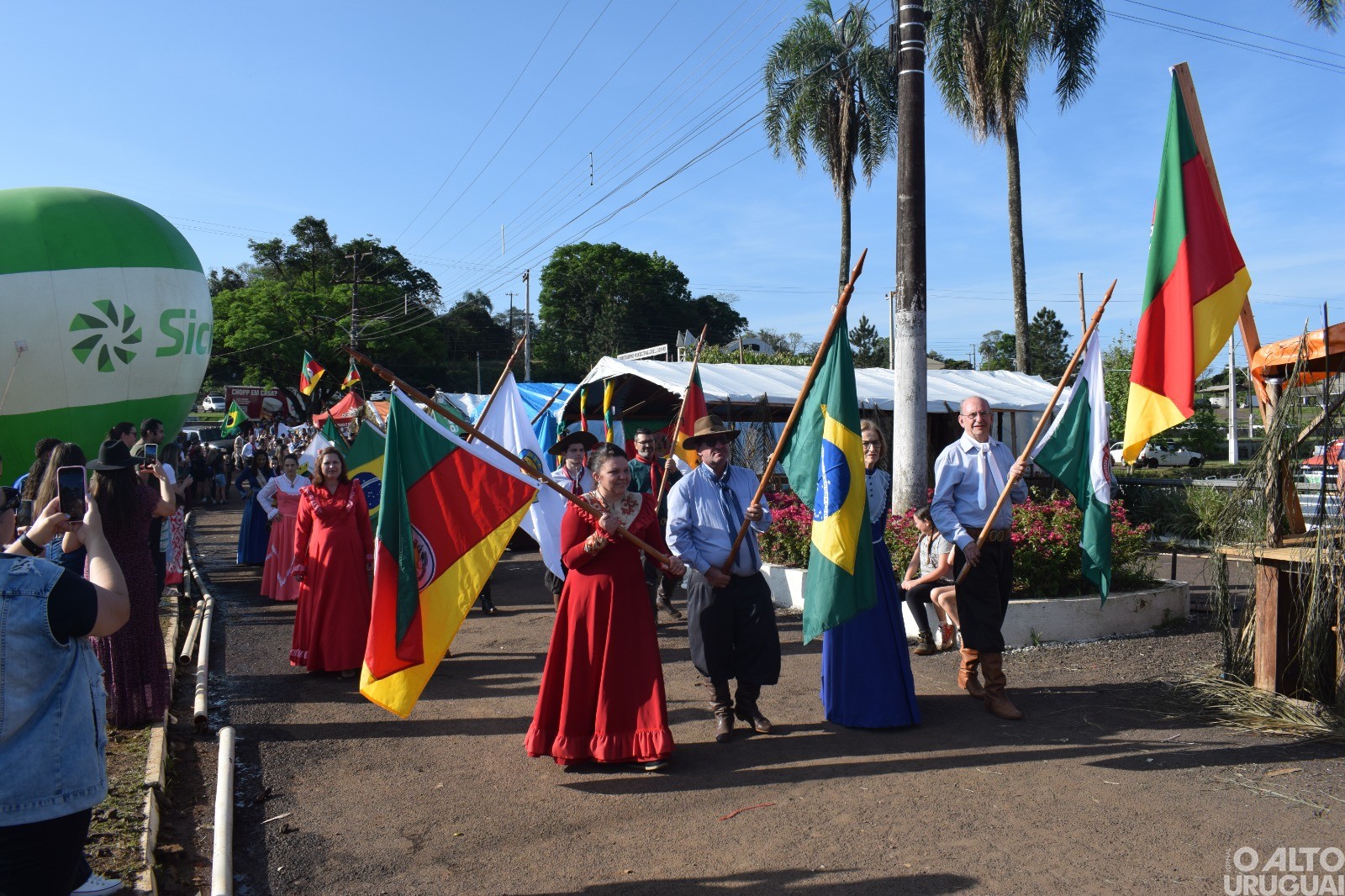 Desfile Farroupilha é realizado em FW