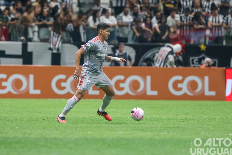 Internacional enfrenta Flamengo nesta quarta-feira