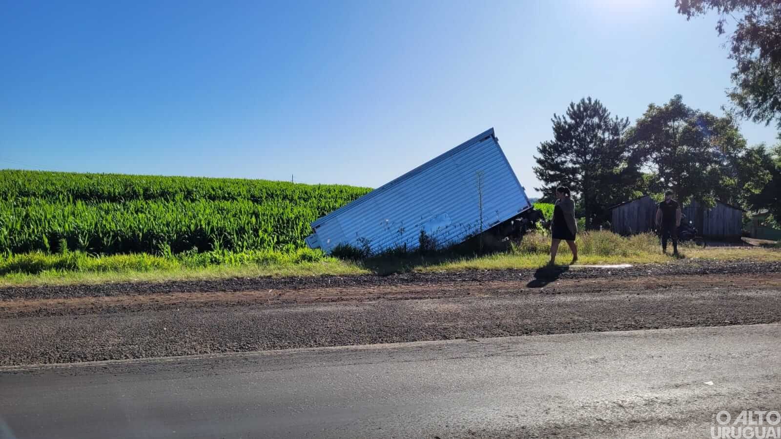 Homem e mulher morrem em acidente na BR-386