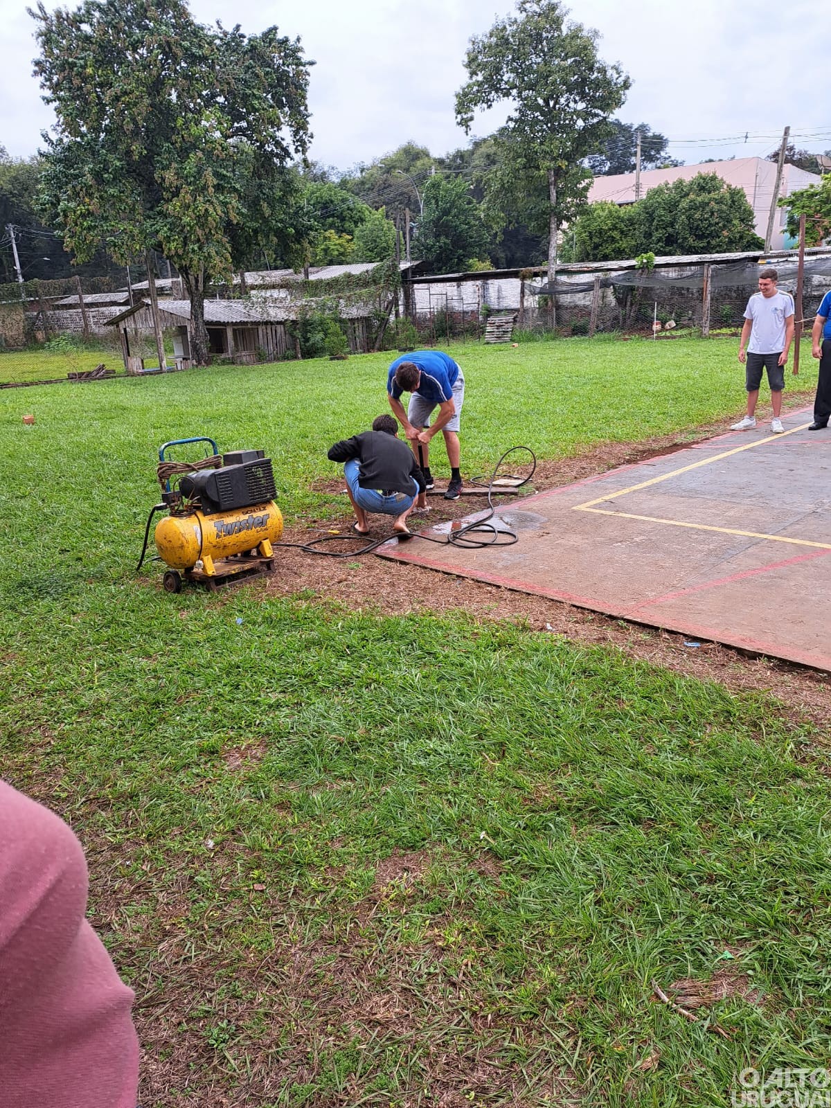 Alunos da Escola Visconde de Taunay de Irai lançam foguete em projeto de Práticas Experimentais