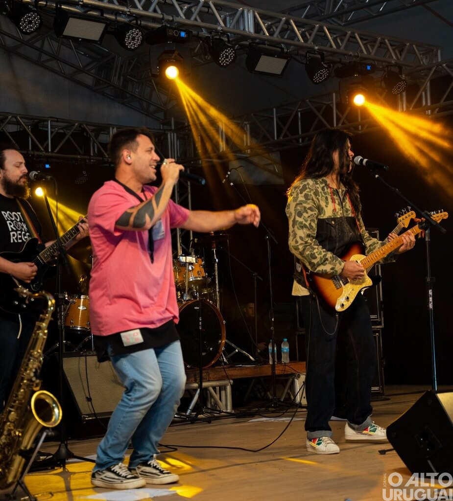 Mais de cinco mil pessoas participam da Feira do Livro de Palmeira das Missões