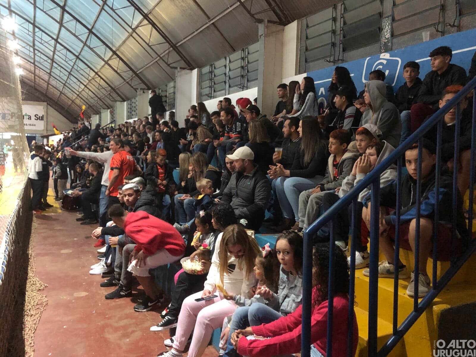 Afucs derrota o Atlec e abre vantagem