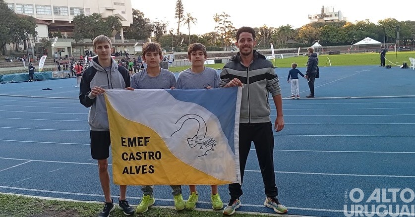 Atletas de Palmitinho participam de seletiva estadual de atletismo