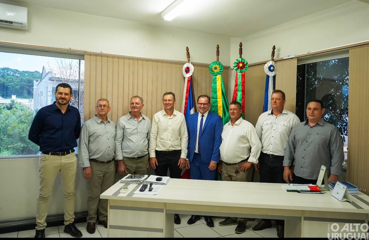 Solenidade na Câmara de Vereadores marca posse dos eleitos em Cerro Grande