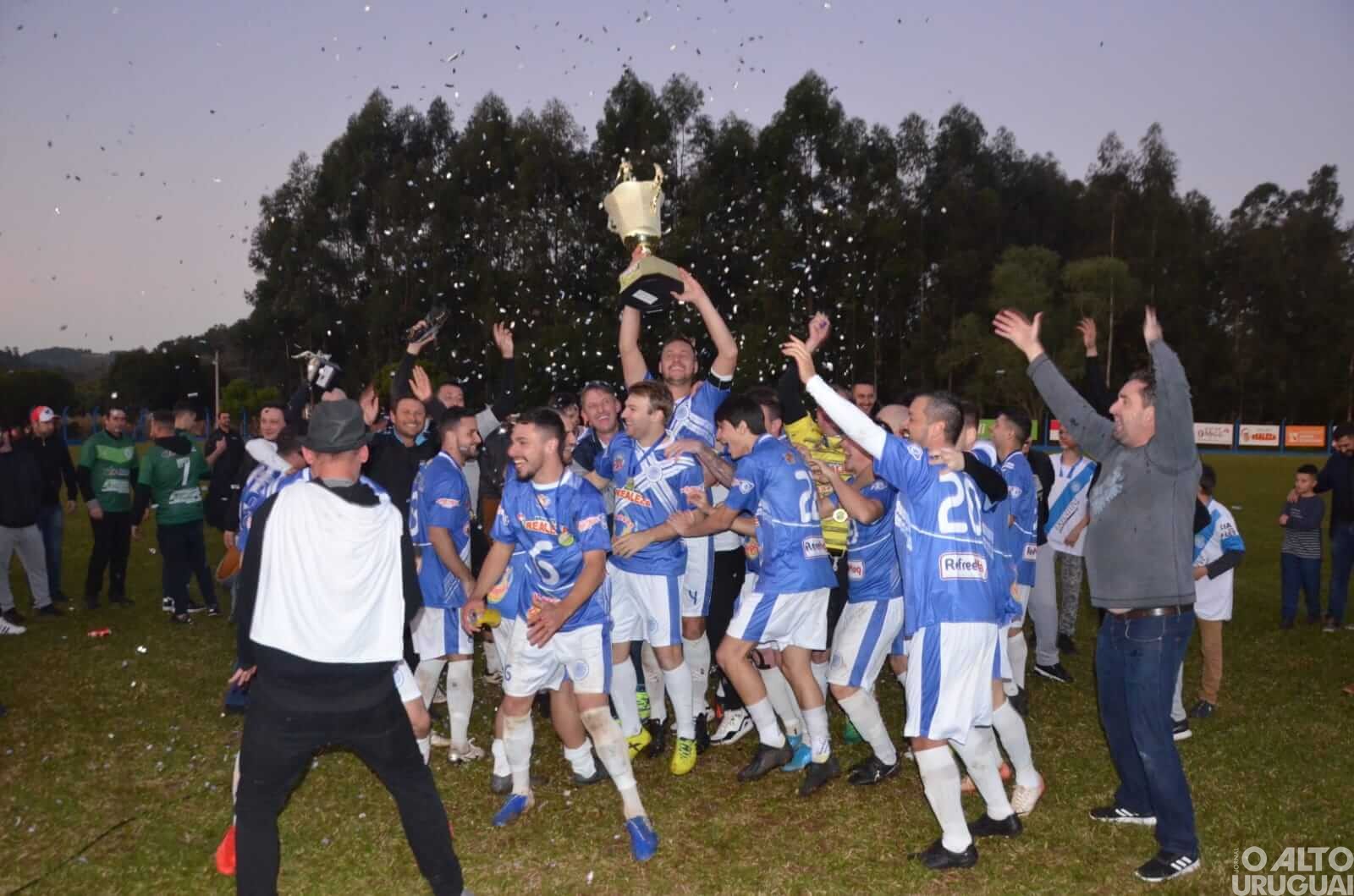 Castelinho é campeão municipal de futebol de FW