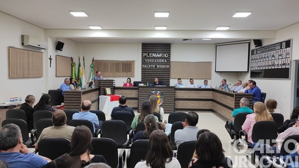 Moinho Tres recebe moção de aplauso pelos seus 80 anos