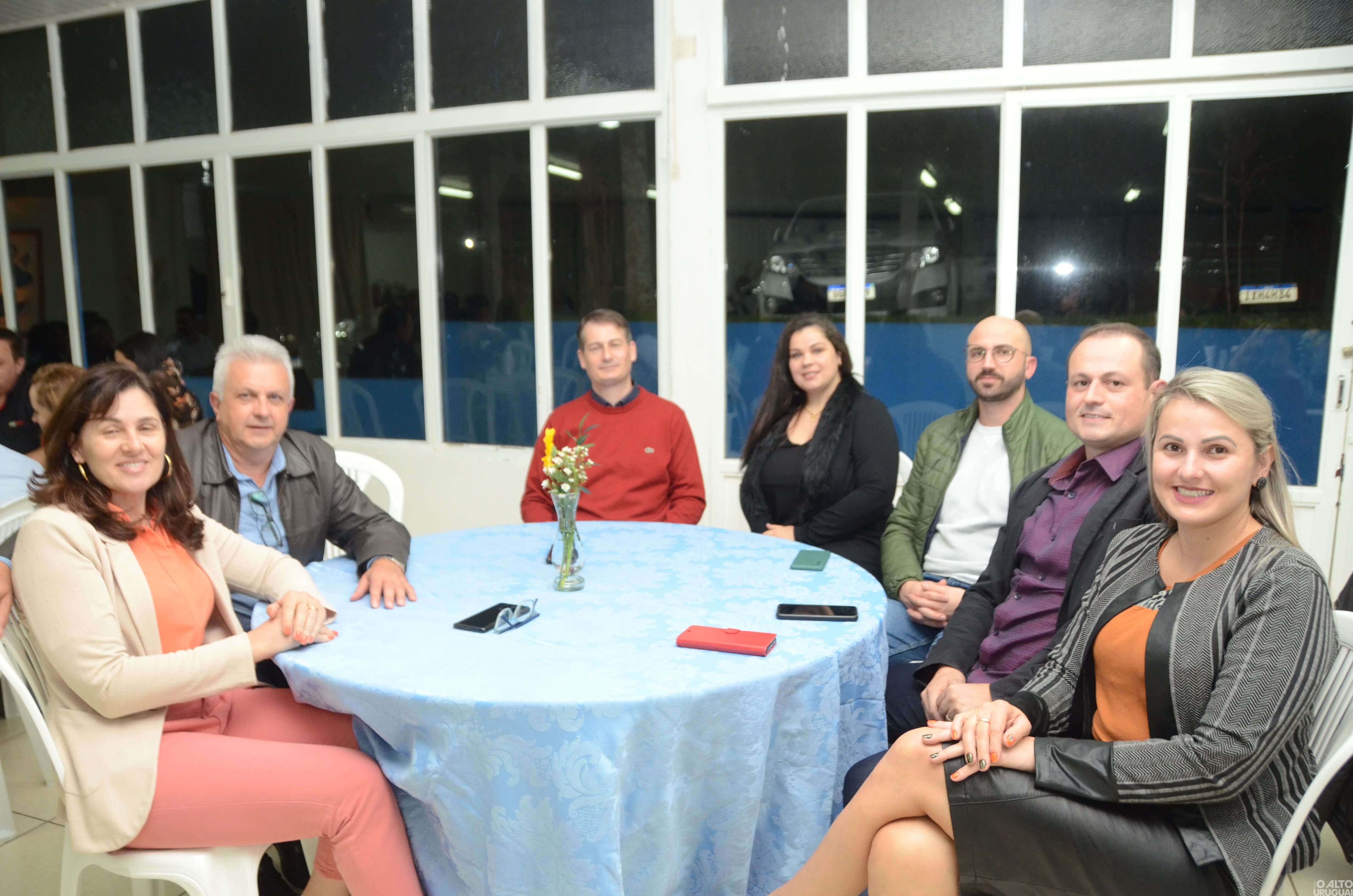 Nova diretoria da Aciseb/CDL toma posse