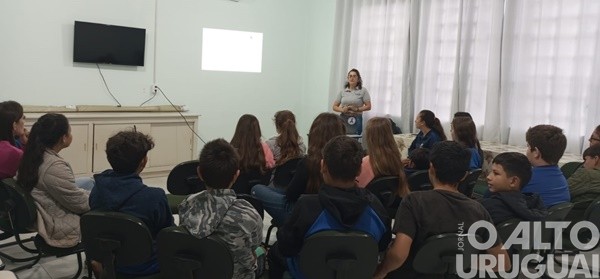 Educação Fiscal e NFG são temas trabalhados nas escolas de Rodeio Bonito
