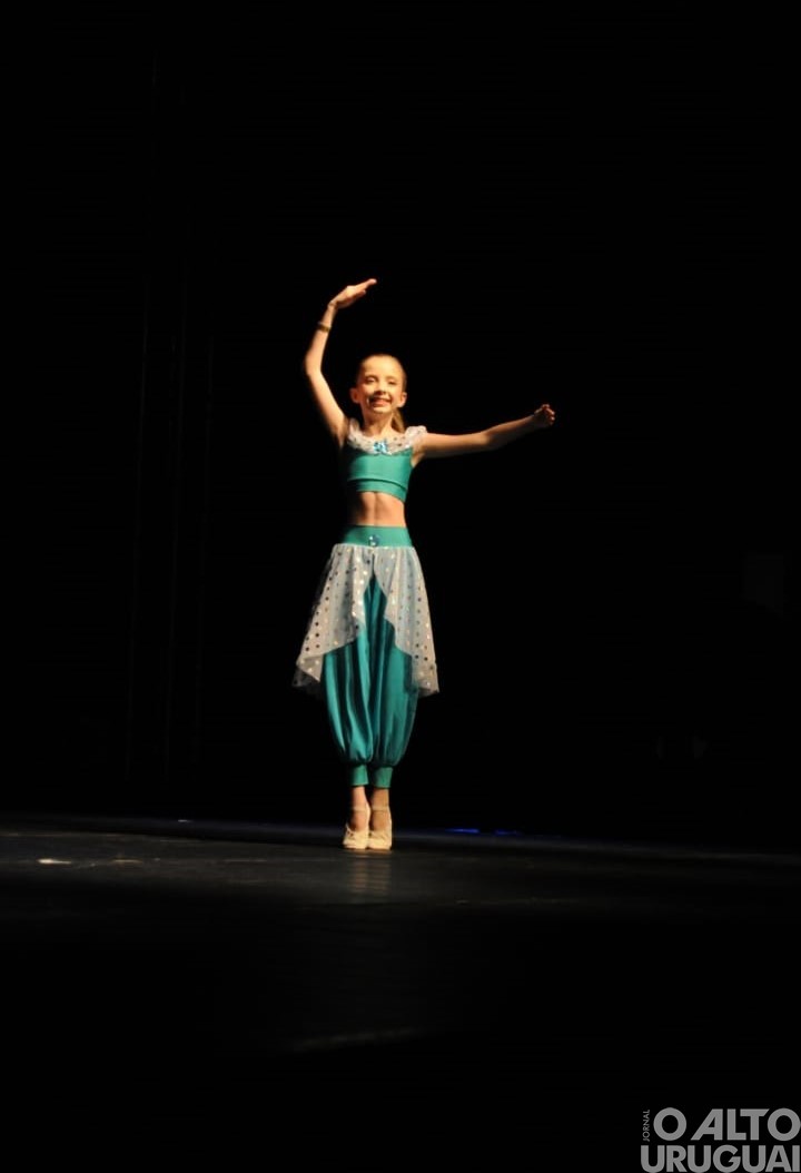 Em Cena Centro de Dança recebe premiações no Santa Maria em Dança