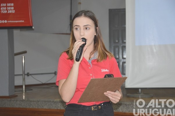 Evento realizado pela Creluz em Pinhal marca o Dia da Árvore