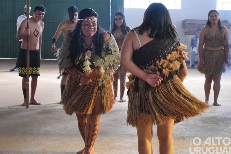 Projeto "O Povo Kaingang" realiza apresentações em municípios da região