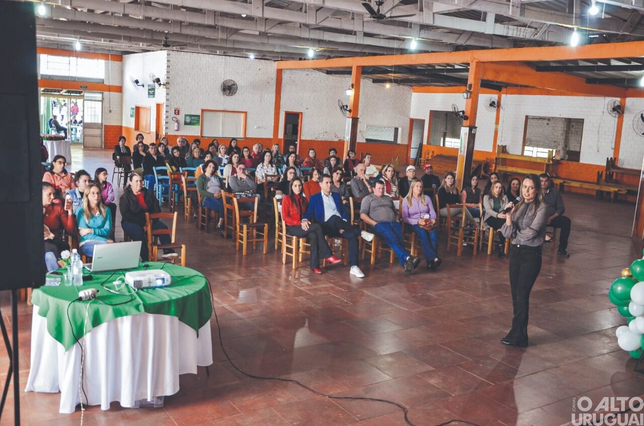 Feira da Agricultura Familiar, palestra e jantar-dançante também marcam os 56 anos de Caiçara