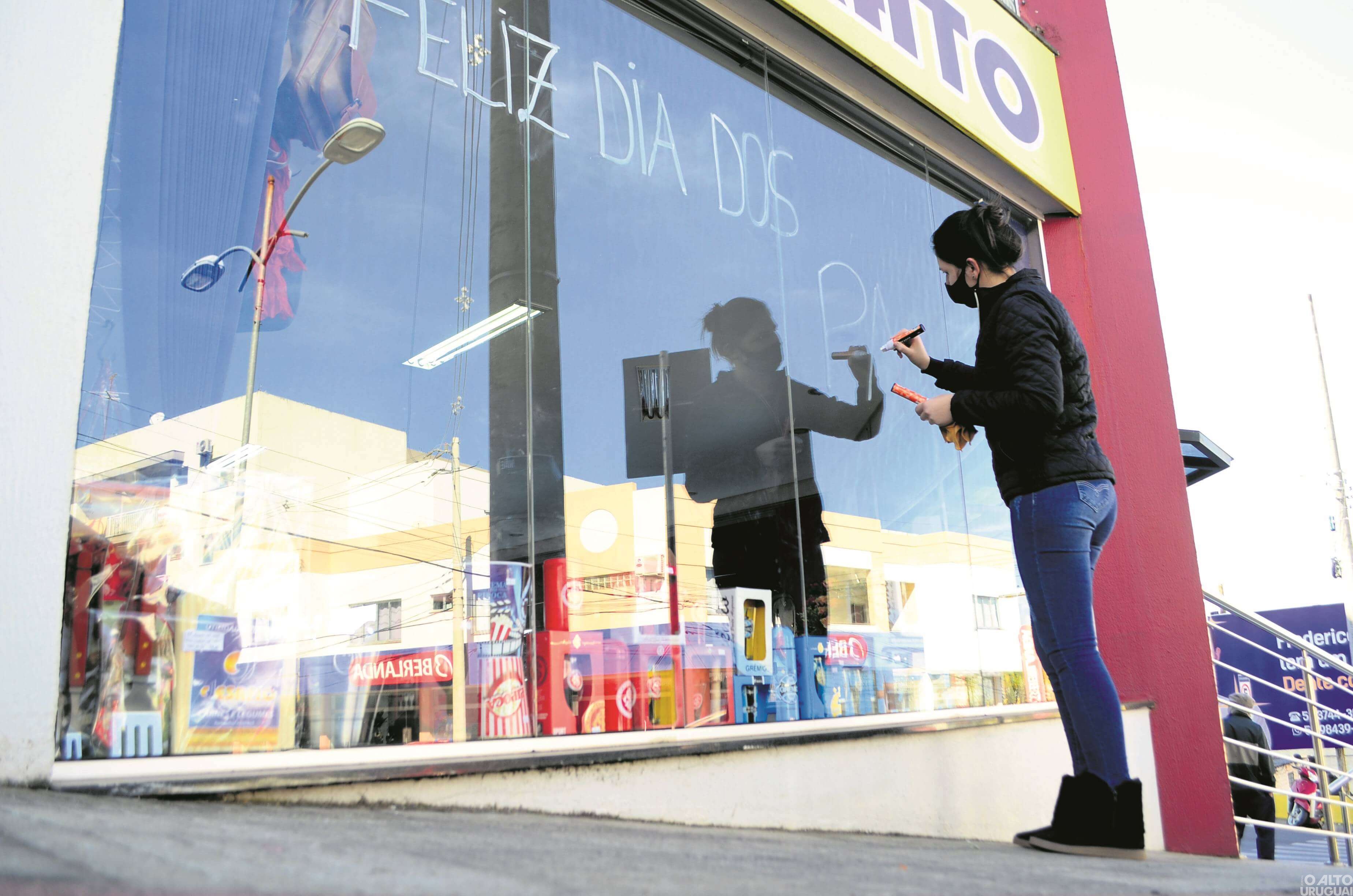 Confiança do empresário do comércio cresce 4,3% em agosto