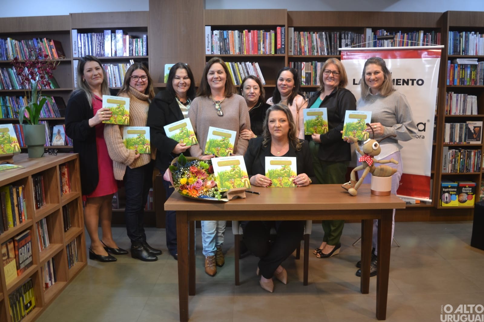 Frederiquense lança livro infantil