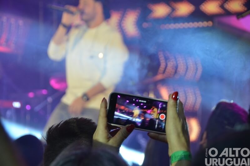 Show com Israel e Rodolffo reúne grande público em FW