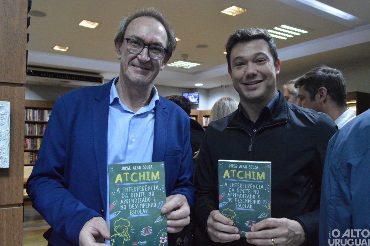 Médico Jorge Alan Souza recebe convidados para lançamento de seu livro