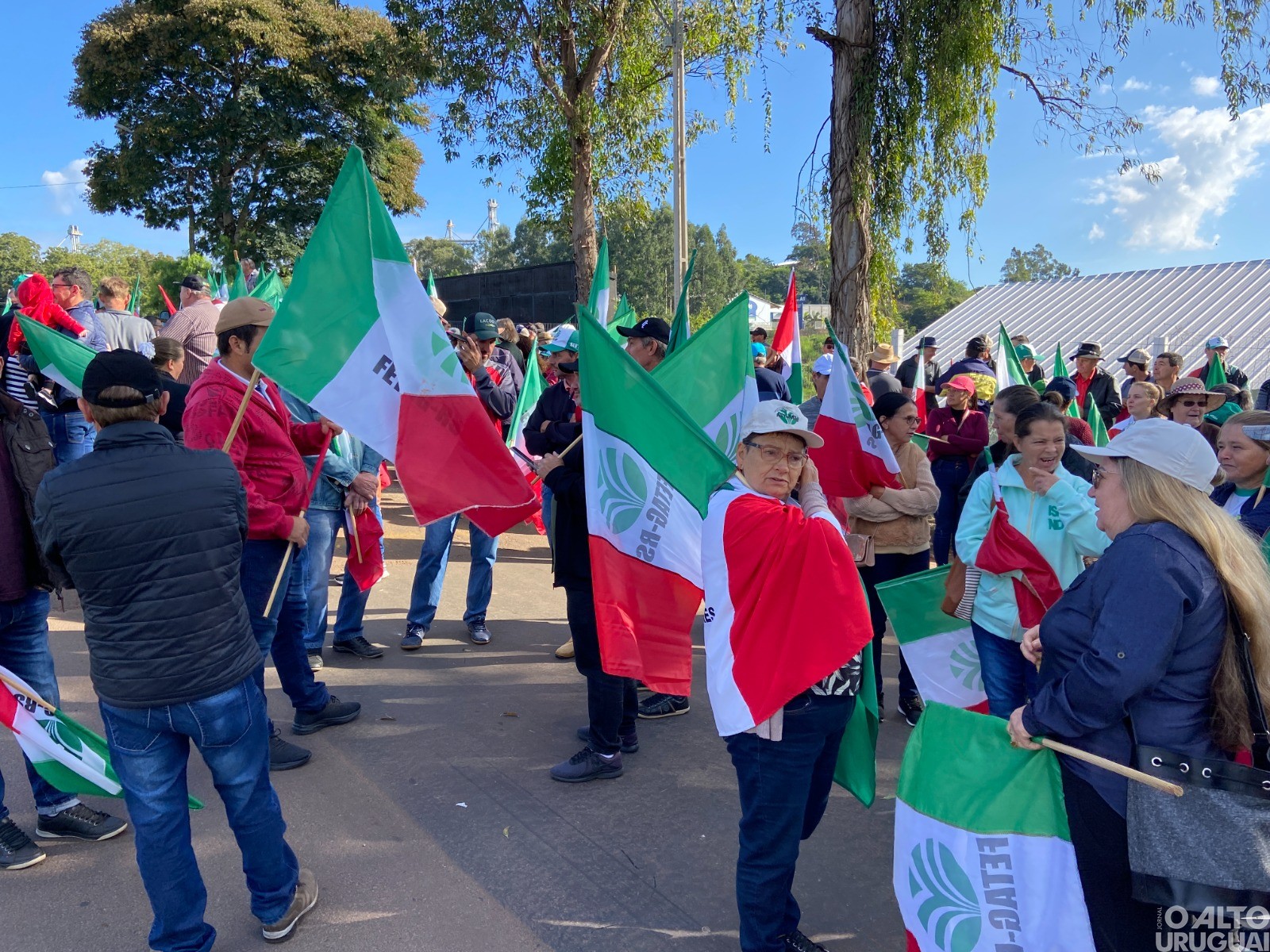 Trabalhadores rurais realizam manifestação em FW