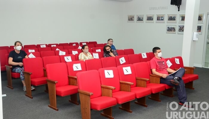 Adriano Reis é eleito presidente do Conselho de Saúde de FW