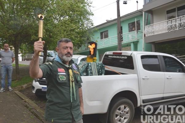 Centelha do Fogo Simbólico da Pátria chega a FW