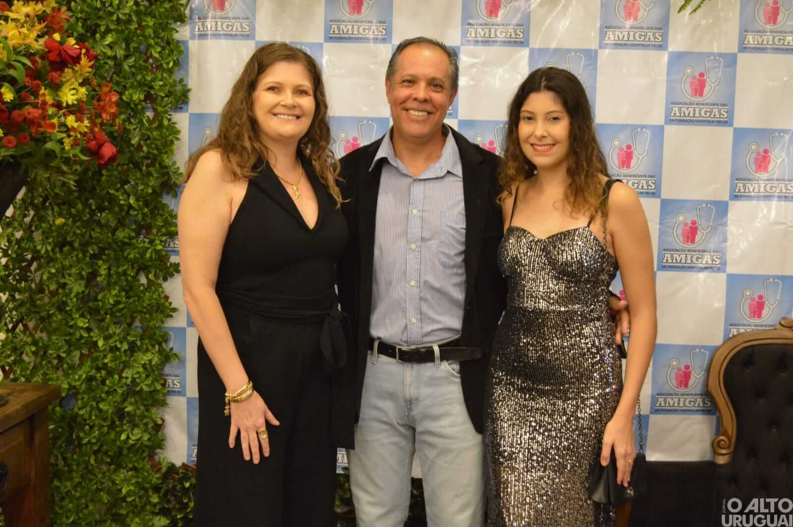 Jantar-dançante das Amigas do Hospital é realizado em Seberi