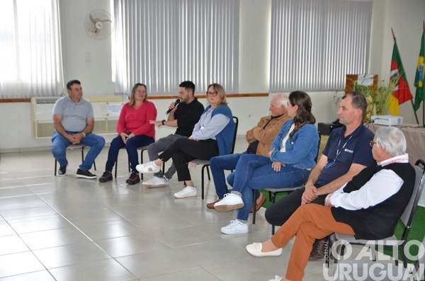 Sucessão no campo é debatida em Iraí