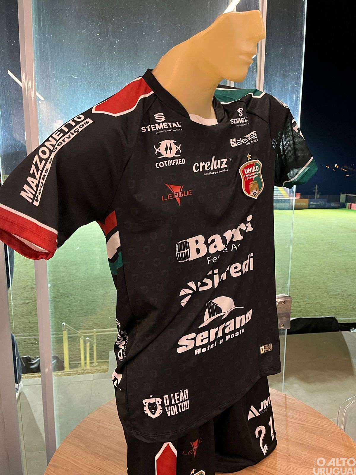 União-FW apresenta novos jogadores e novo uniforme