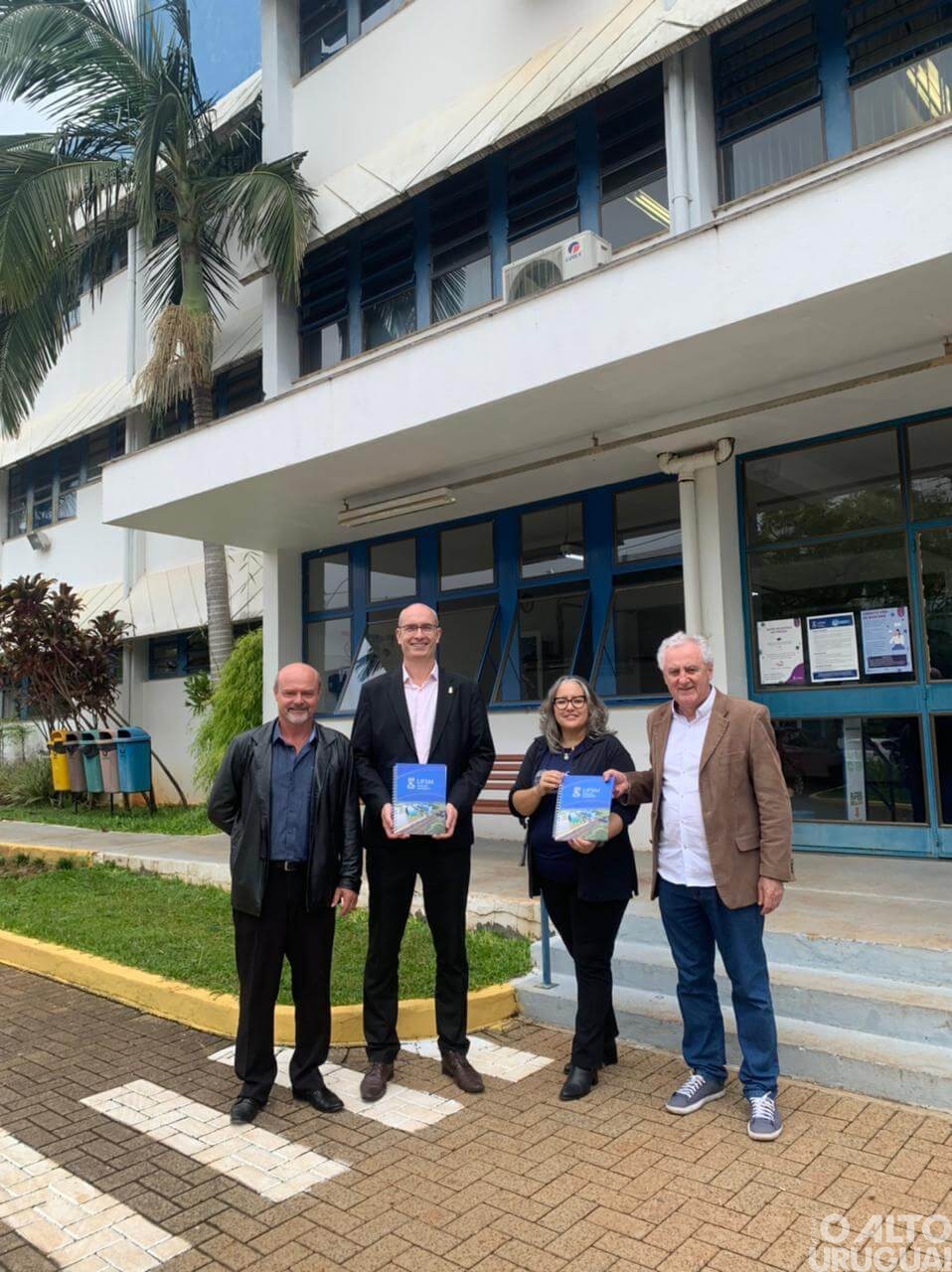 Novo reitor da UFSM visita campus de FW