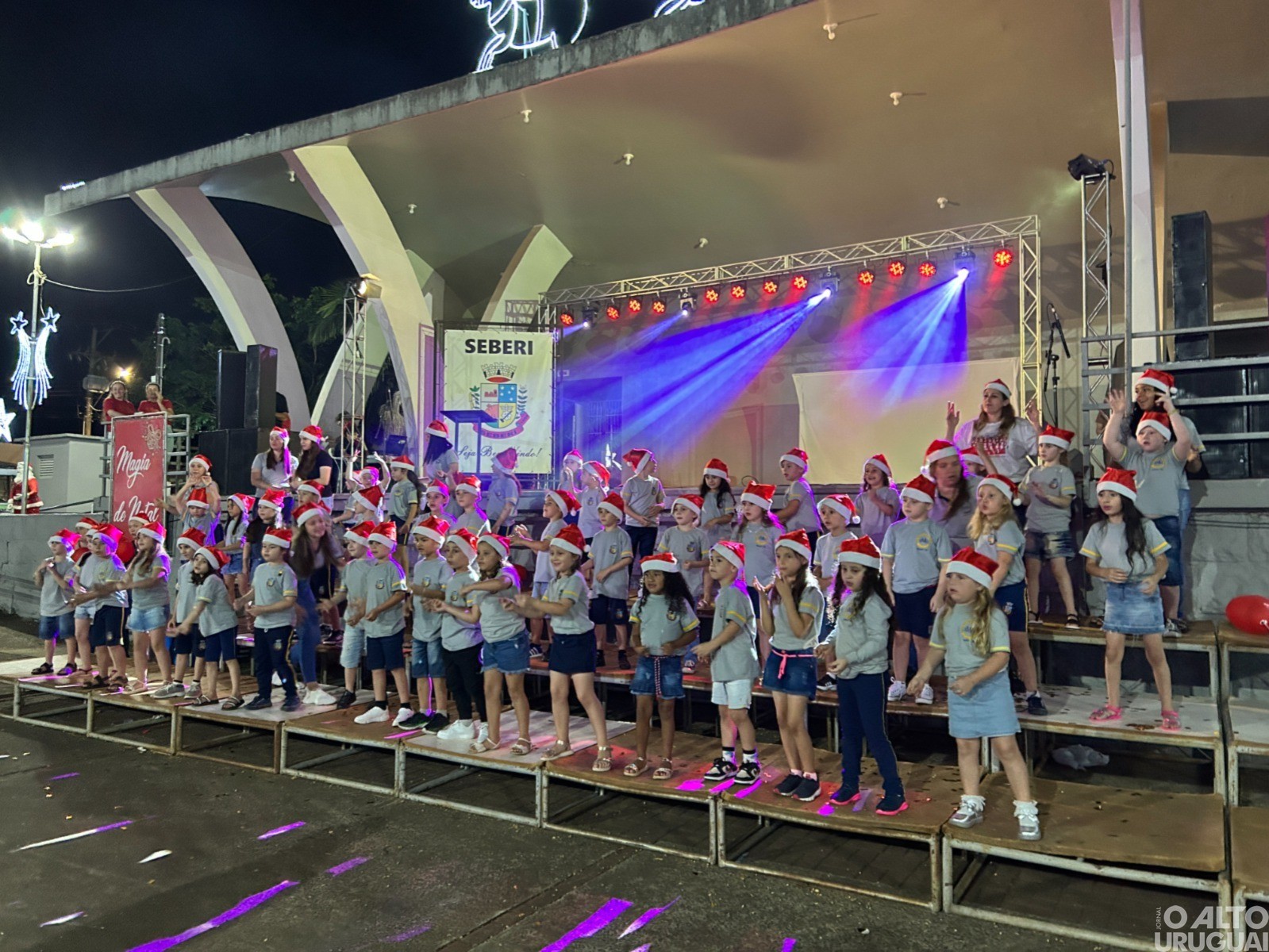 Escolas municipais brilham na Magia de Natal em Seberi