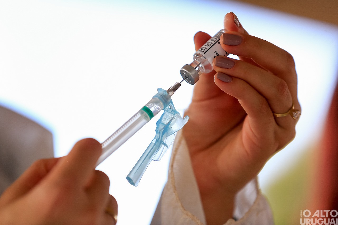 FW: imunização de crianças de seis meses a dois anos contra Covid-19 inicia na segunda-feira