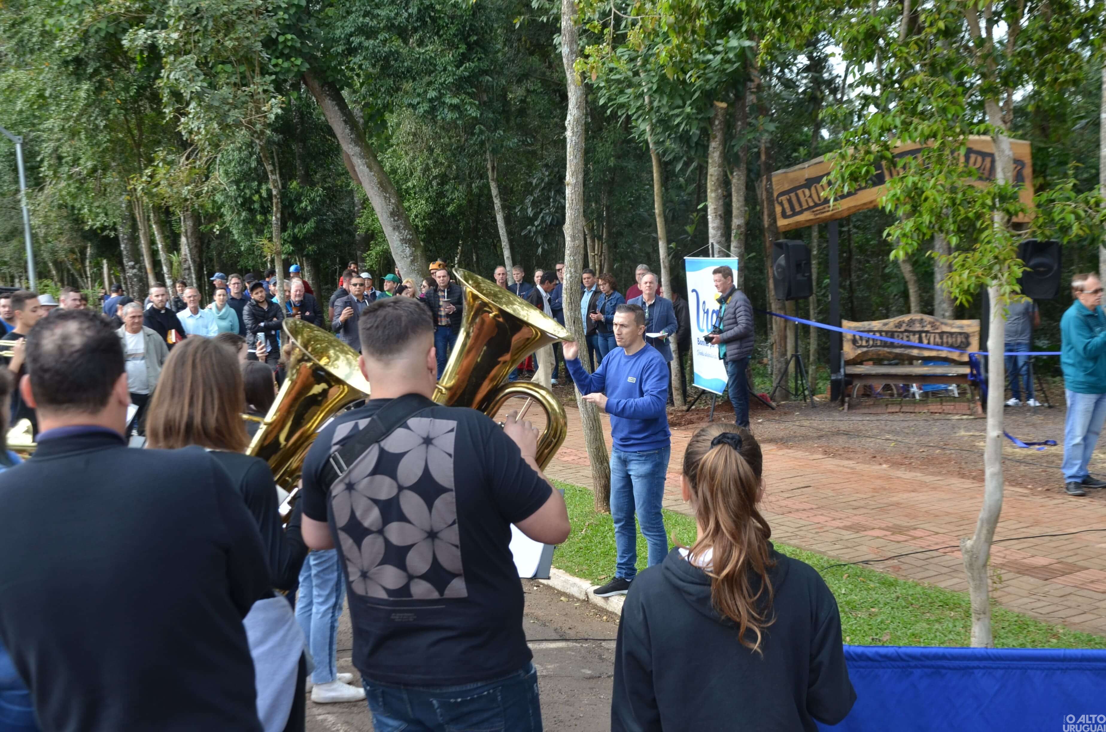 Tirolesa em Iraí é inaugurada