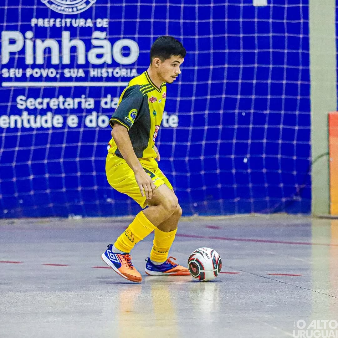 Guarani anuncia a contratação do ala Esquerda