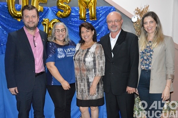 Campus UFSM/FW celebra 18 anos de história com homenagens e confraternização