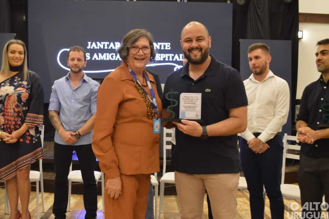 Jantar-dançante das Amigas do Hospital é realizado em Seberi