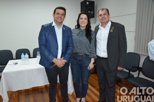 Amng realiza reunião de prefeitos durante Festiplan em Planalto