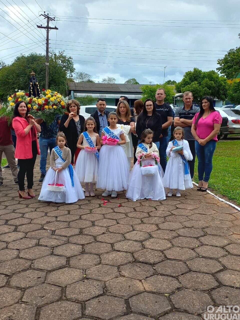 Linha Pedras Brancas celebra dia da padroeira
