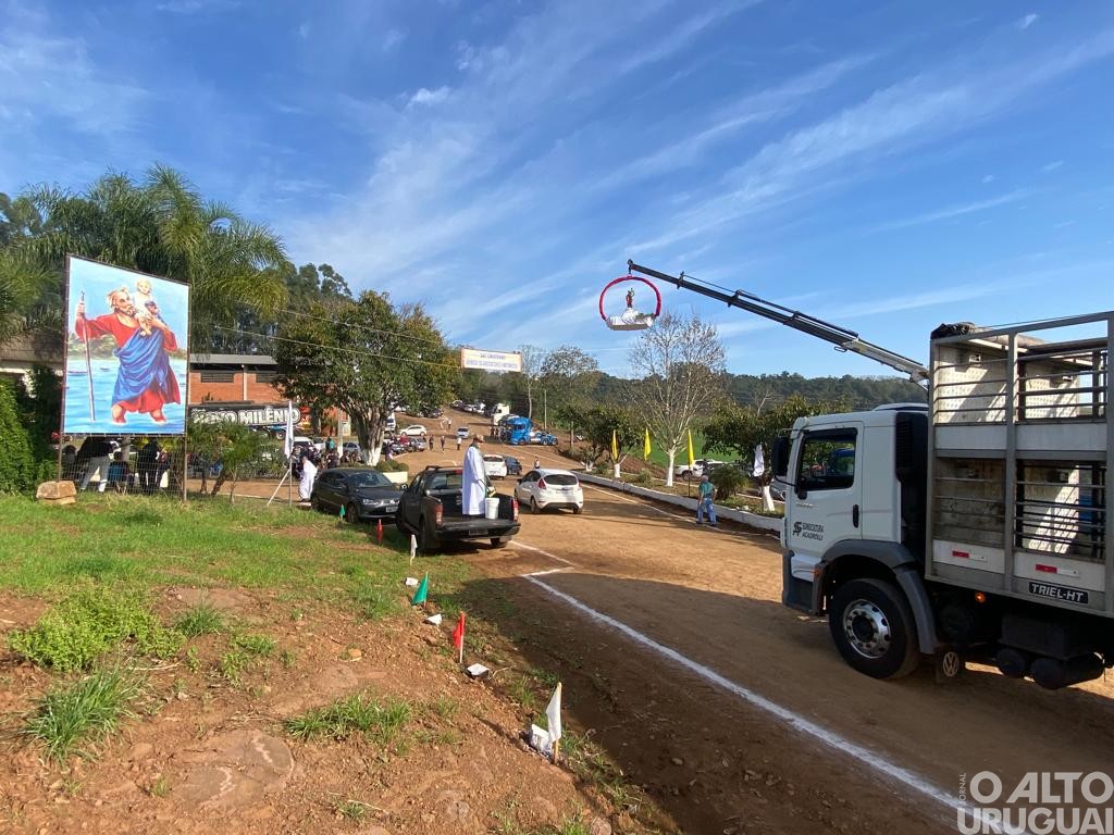 Rodeio Bonito celebra São Cristóvão com bênçãos aos colonos e motoristas