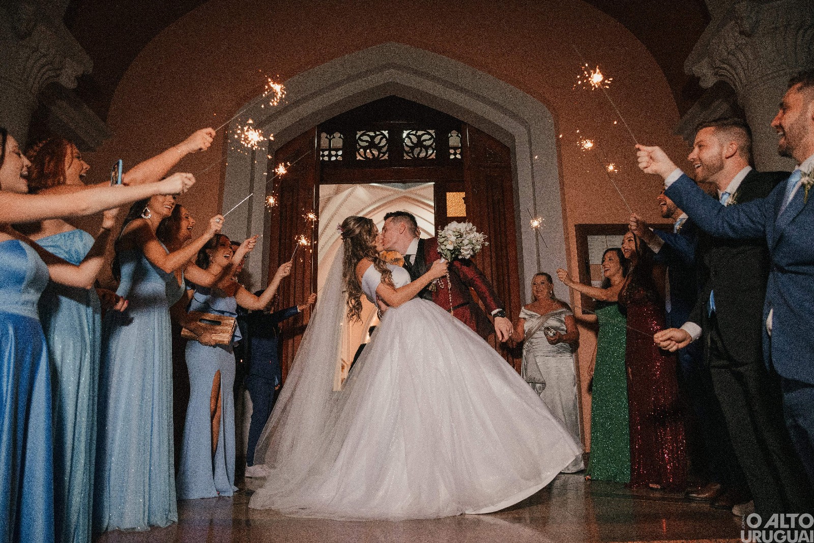 Adriano Cerato e Fernanda de Marco casam-se na Catedral Santo Antônio