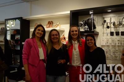 DONA Store inaugura em FW