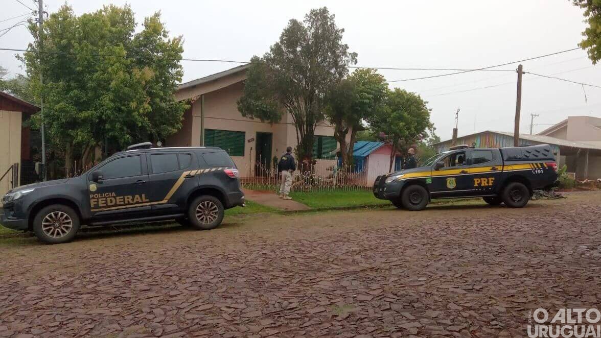 PF deflagra operação de combate ao contrabando de cigarros na região sul