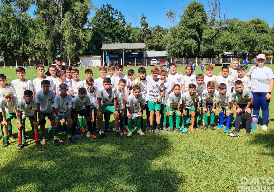 Cerro Grande está nas finais do Campeonato Regional Escolinhas do União Frederiquense