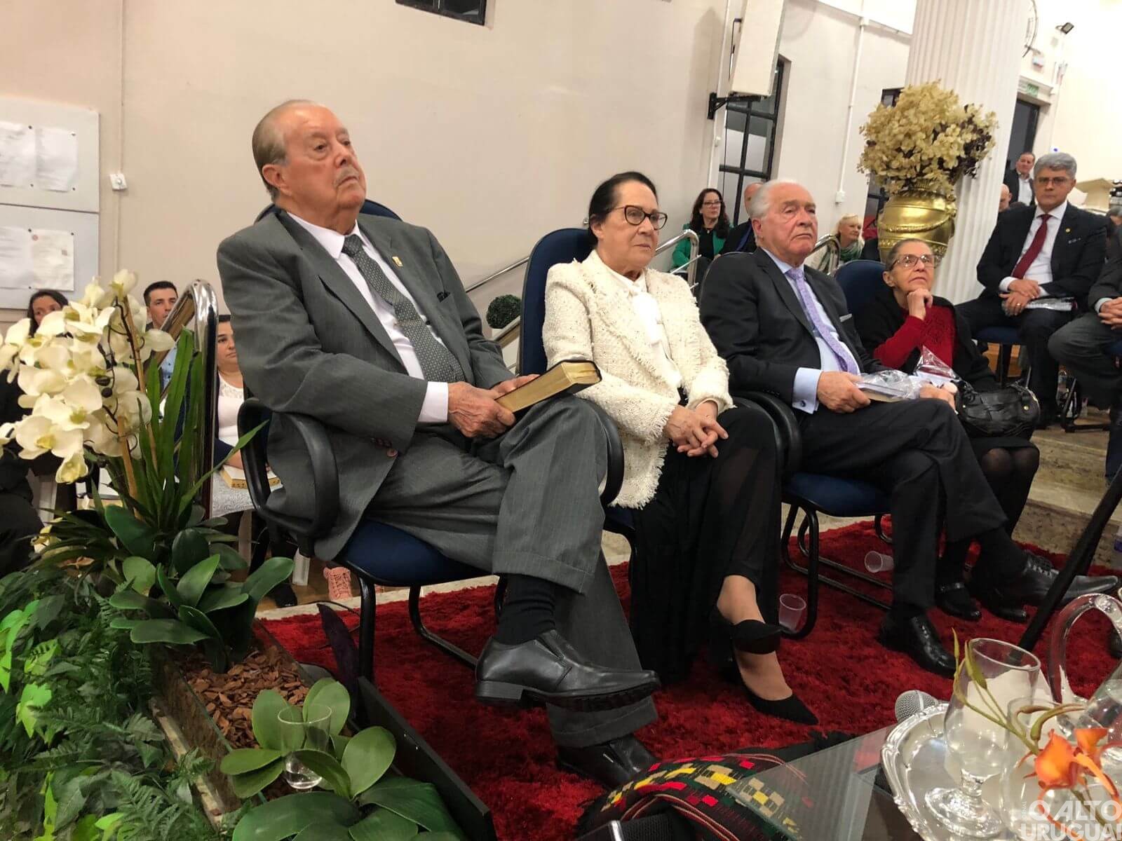 Pastor Pery Brizolla é homenageado em culto