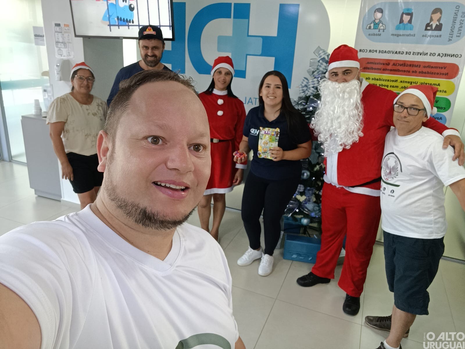 Natal Solidário da AUNP-RS leva alegria a crianças internadas em Frederico Westphalen e Seberi