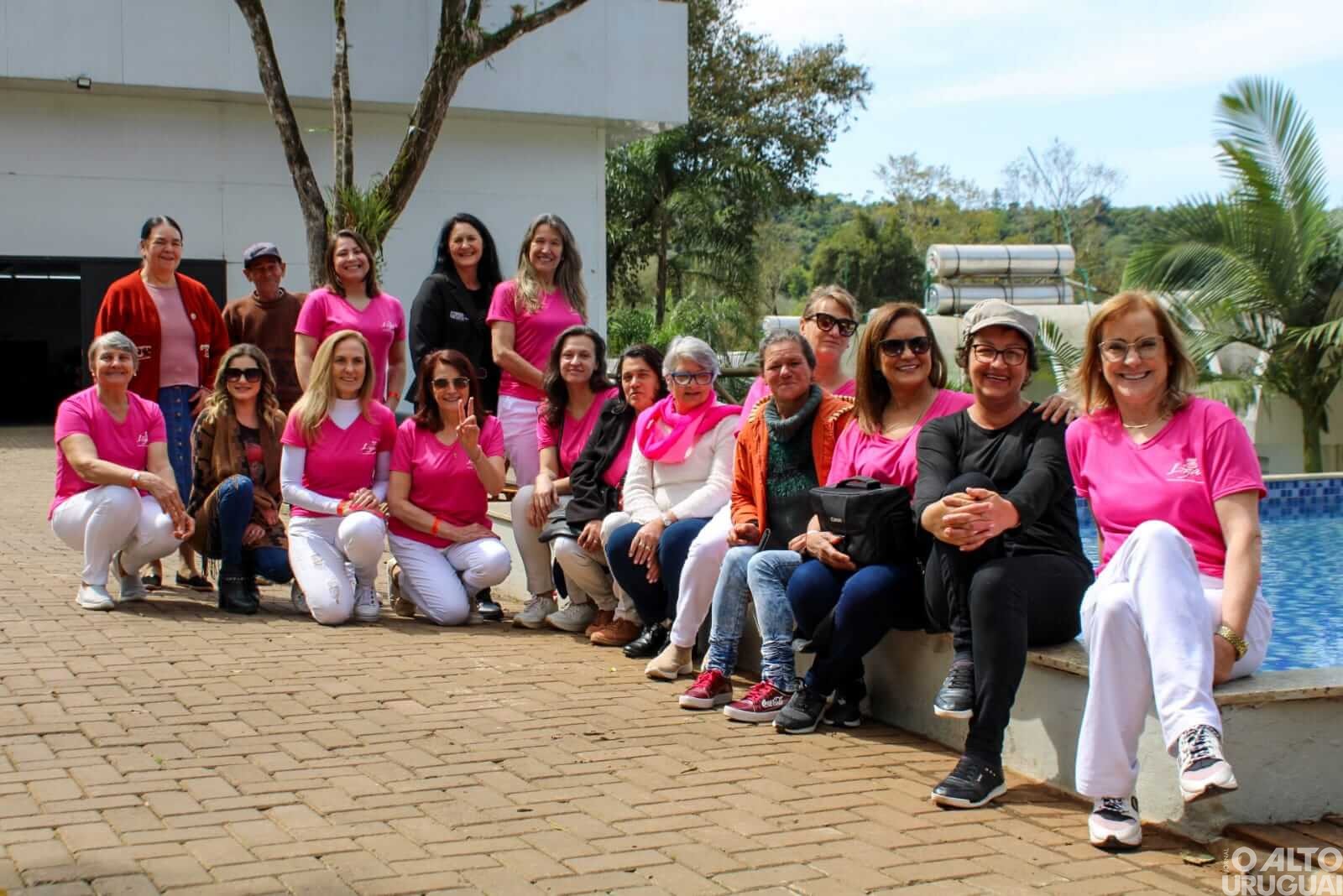 Liga de Combate ao Câncer promove passeio com os assistidos