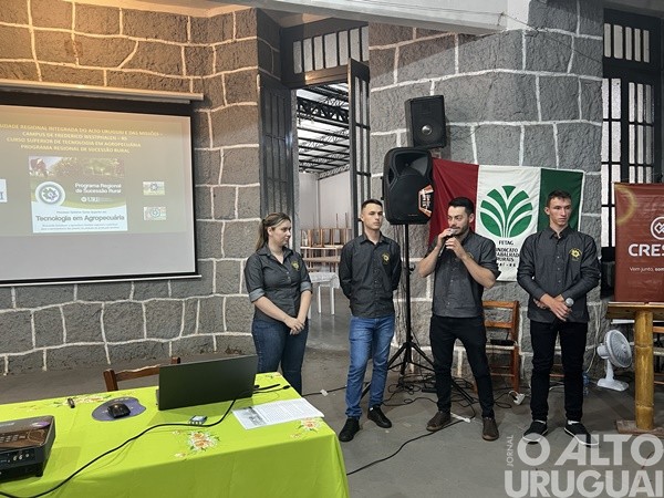 URI/FW realiza em Iraí Seminário de Projetos Profissionais e de Vida dos alunos
