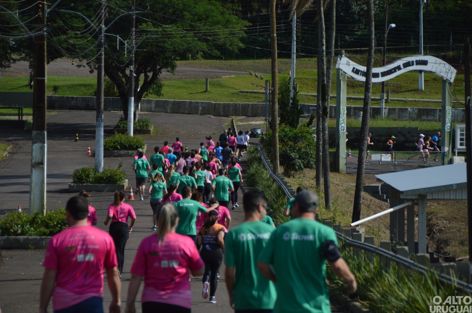 Rústica da Longevidade/Outubro Rosa reúne atletas de toda a região em FW
